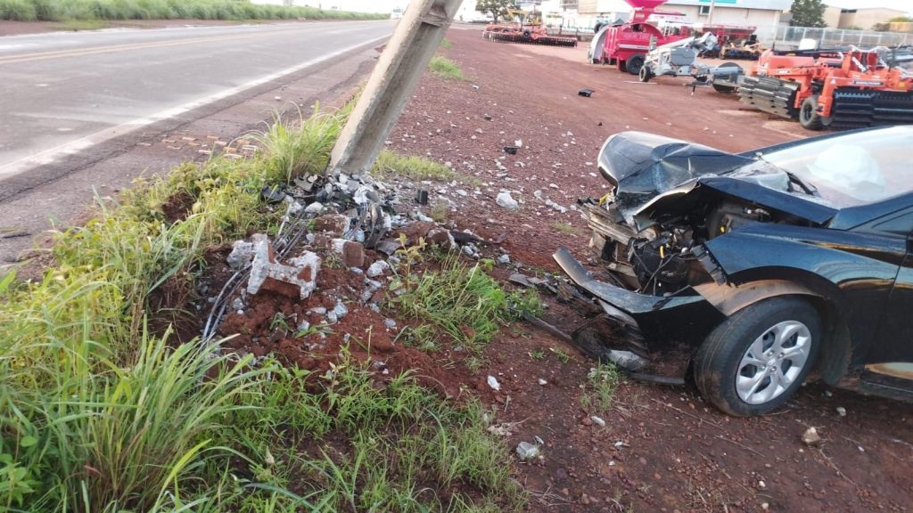 Motoristas derrubaram um poste por dia no Tocantins em 2024; Palmas lidera