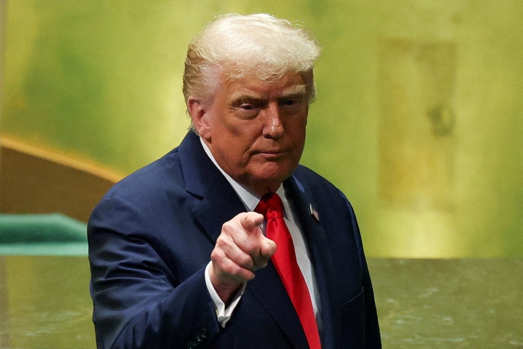 Trump diz que vai impor tarifa de 100% em filmes feitos fora dos Estados Unidos
